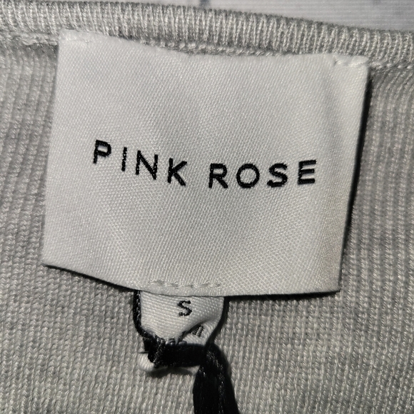 NWT Pink Rose Light Gray Knit Top - Picture 2 of 4